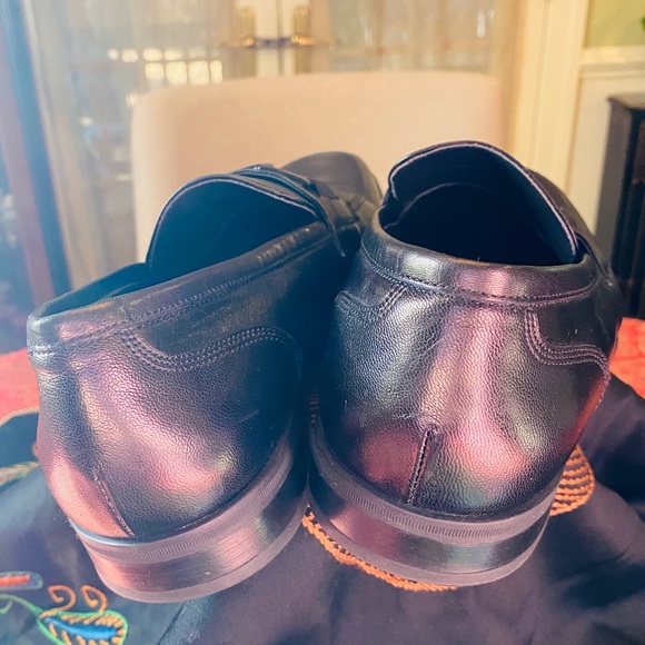 BRUNO MAGLI LEATHER SHOES